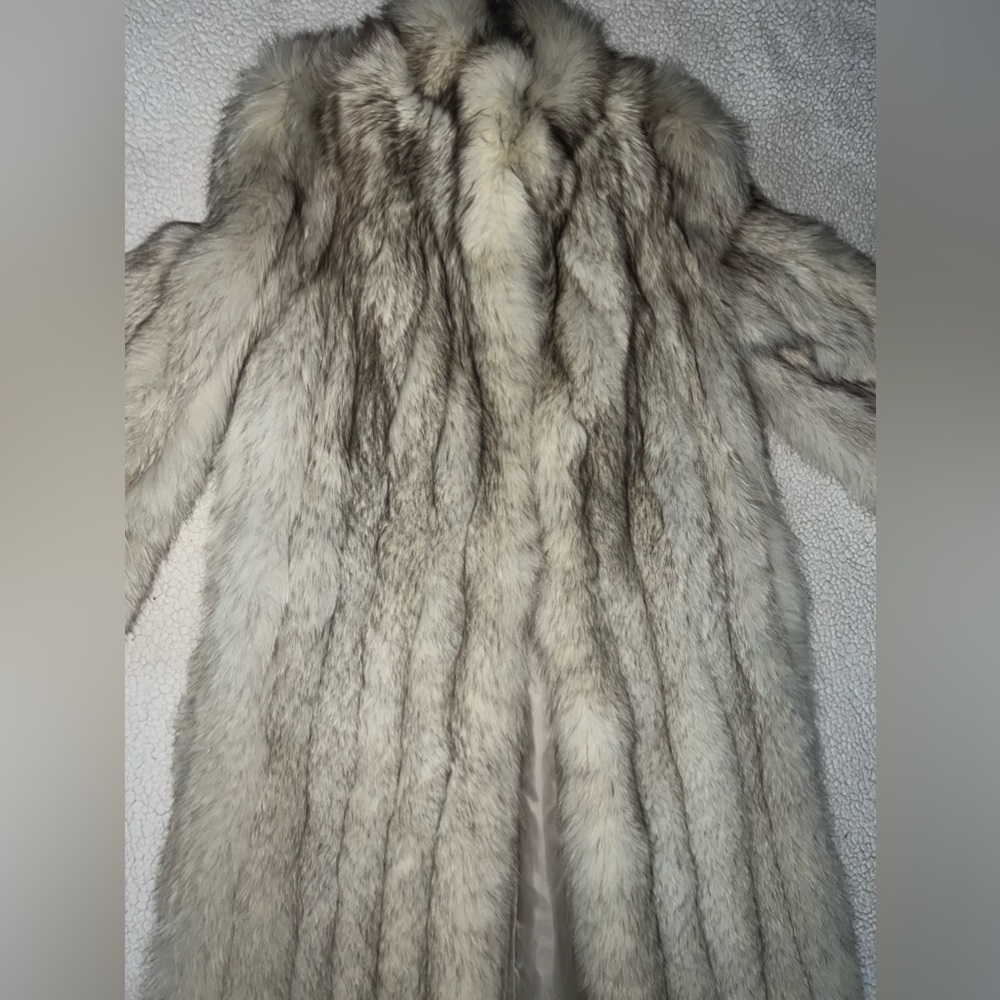 Fox Fur Jacket - Picture 4 of 4